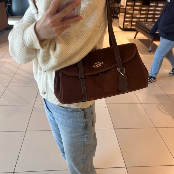 NWT!! Coach Bridget Flap Shoulder Bag in Vintage Brown Suede CDB06 - Picture 2 of 5